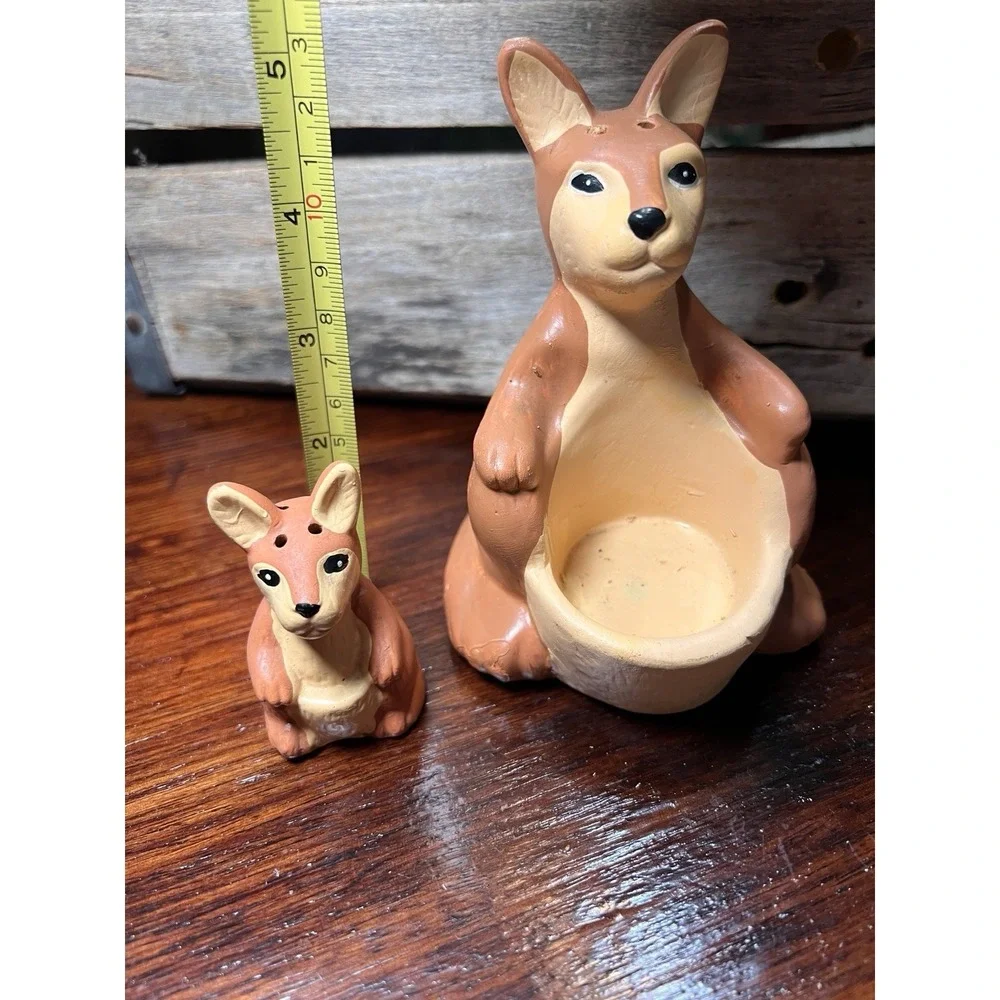 Vintage Mama Kangaroo and Joey Salt & Pepper Shakers Figural Japan 5